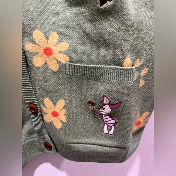 Disney Winnie the Pooh N Friends Floral Women's Cardigan - Picture 6 of 10